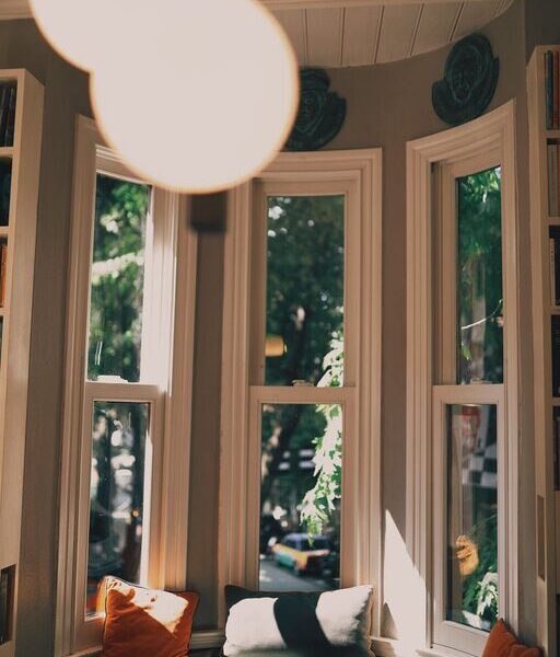 Tips for Creating a Cozy Reading Nook in Any Space